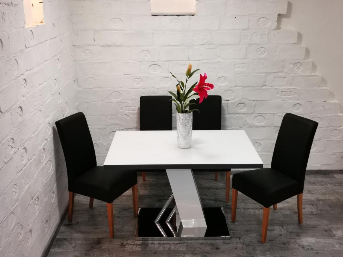 MogyoródLuxury Basement In The Surrounding Of Budapest公寓 外观 照片