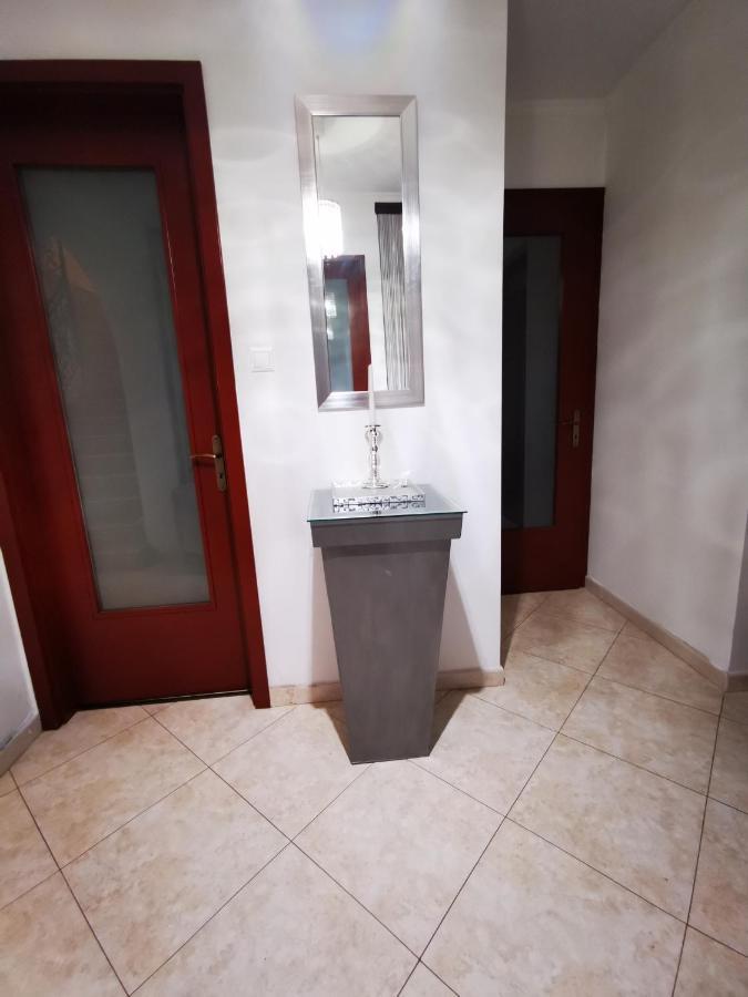 MogyoródLuxury Basement In The Surrounding Of Budapest公寓 外观 照片